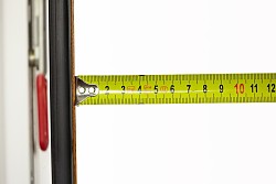 zaměření sítí do plastových oken