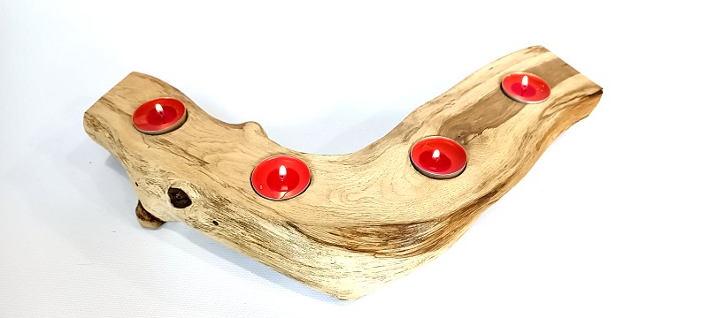 Dřevěný svícen z dubu 42x9x5cm