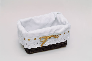 Proutěný košík hnědý s látkou 24x17,5x12 cm